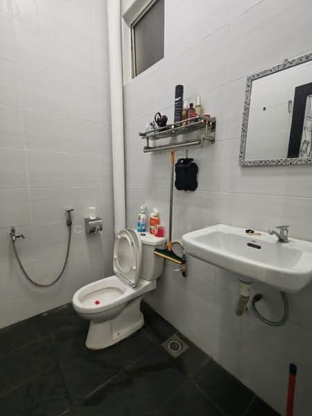 Rumah Teres 2-Tingkat untuk Dijual di Taman Nusa Bestari (Iskandar Puteri (Nusajaya)) - Caryn Ter - Bathroom - PropertyGuru.com.my