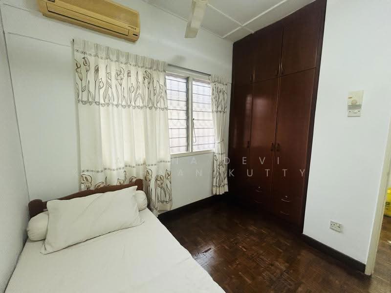 2-storey Terraced House for Sale in SS19 (Subang Jaya) - Yamuna Devi Krishnan Kutty - Bedroom No 2) - PropertyGuru.com.my