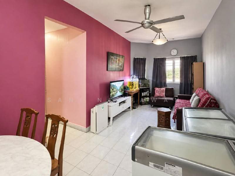 Condominium for Sale at Oakleaf Park - Sani Niagawan - Living Room - PropertyGuru.com.my