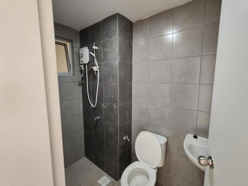 Condominium for Rent at Residensi Sateria - Jane Loh - Bathroom - PropertyGuru.com.my