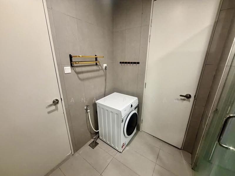 Service Residence for Rent at YOLO Signature Suites - Thanap Priyaa - Bathroom - PropertyGuru.com.my