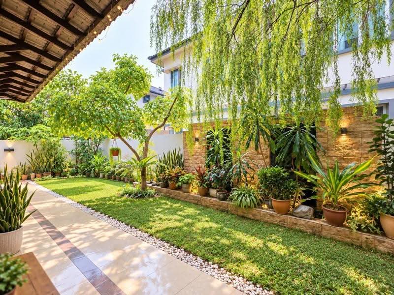 Semi-Detached House for Sale in Nusa Duta (Iskandar Puteri (Nusajaya)) - Caryn Ter - Garden - PropertyGuru.com.my