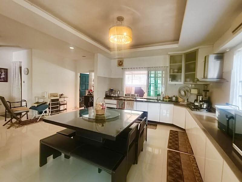 2-storey Terraced House for Sale in Bandar Bukit Raja (Klang) - NORFADILAH ZAINUDDIN - Kitchen - PropertyGuru.com.my