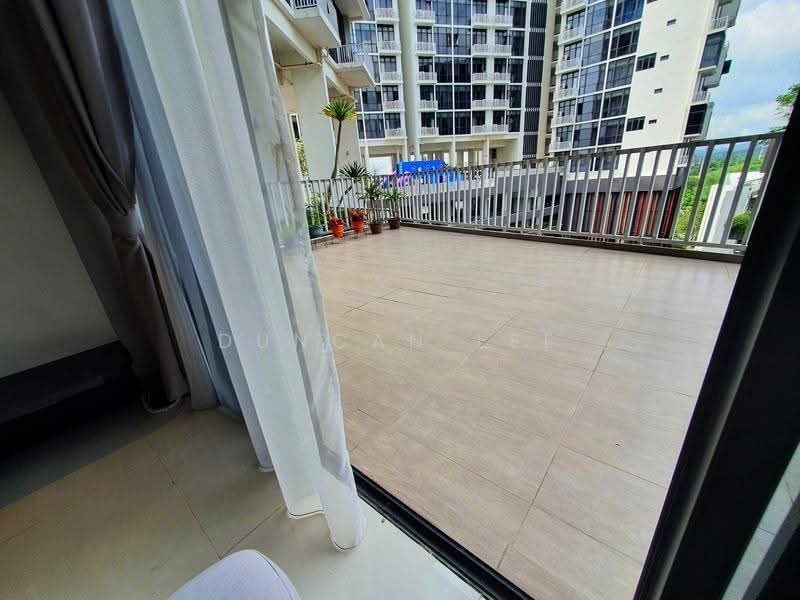 Kediaman Servis untuk Disewa di Third Avenue - Duncan Lee - Balcony - PropertyGuru.com.my
