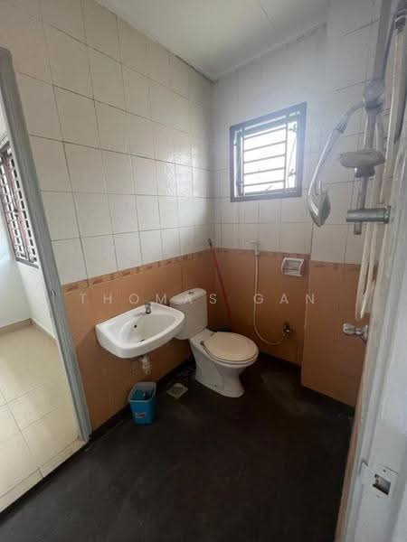 Terraced House for Sale in Bandar Puteri Klang (Klang) - Thomas Gan - Bathroom - PropertyGuru.com.my
