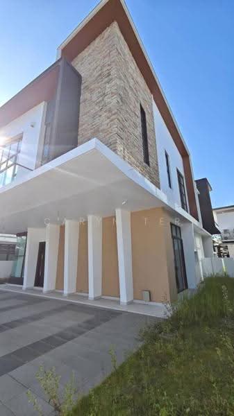 Bungalow House for Sale in Setia Eco Gardens (Gelang Patah) - Caryn Ter - Exterior - PropertyGuru.com.my