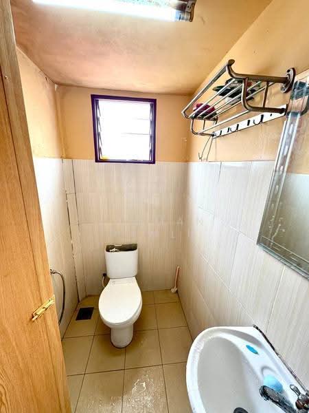 2-storey Terraced House for Sale in Ampang Jaya (Ampang) - Luqman Ramli - Bathroom - PropertyGuru.com.my