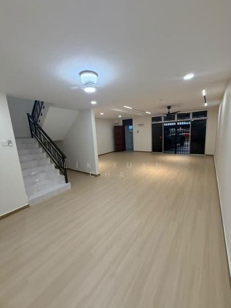 2-storey Terraced House for Sale in Taman Megah (Pontian) - Lik Xuan Chai - Living Room - PropertyGuru.com.my