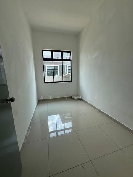 Semi-Detached House for Sale in Taman Sawit Ria (Sedenak) - Caryn Ter - Interior - PropertyGuru.com.my