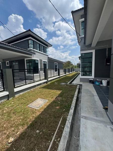 Semi-Detached House for Sale in Taman Sawit Ria (Sedenak) - Caryn Ter - Exterior - PropertyGuru.com.my