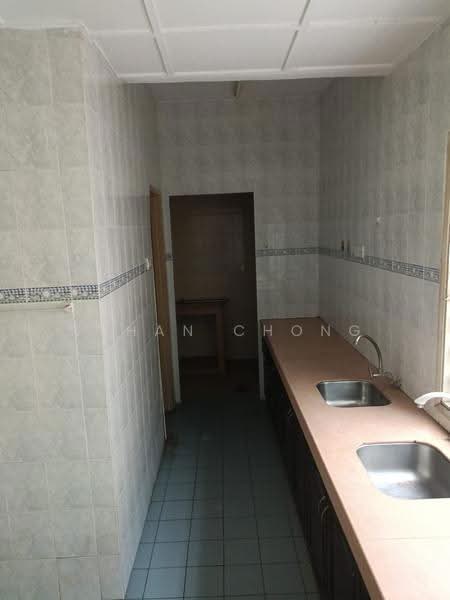 Rumah Teres 2-Tingkat untuk Dijual di Bandar Bukit Tinggi (Klang) - Ethan Chong - Kitchen - PropertyGuru.com.my