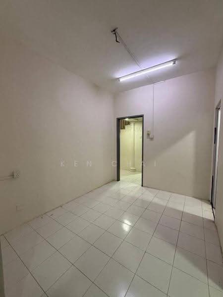 2-storey Terraced House for Sale in Taman Sri Saujana (Kota Tinggi) - Ken Chai - Interior - PropertyGuru.com.my