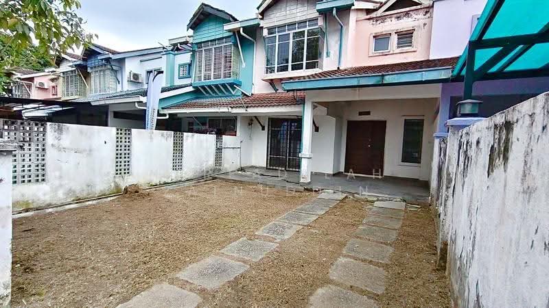 2-storey Terraced House for Sale in Subang Bestari (Shah Alam) - NORFADILAH ZAINUDDIN - Exterior - PropertyGuru.com.my