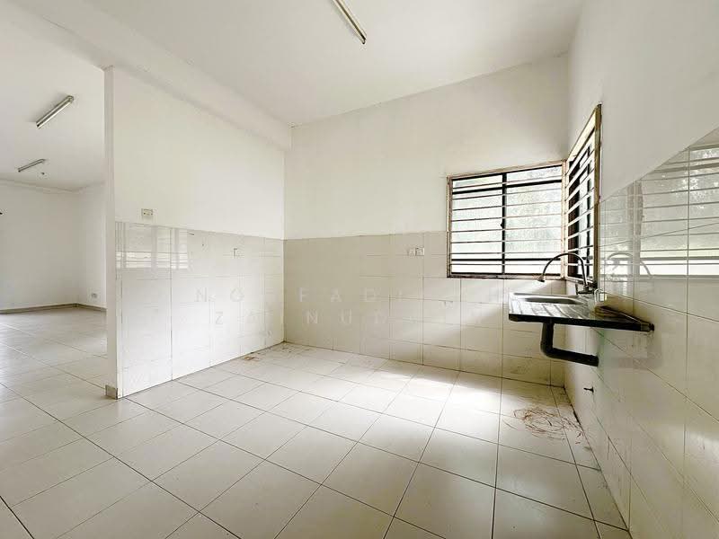 2-storey Terraced House for Sale in Desa Coalfields (Sungai Buloh) - NORFADILAH ZAINUDDIN - Kitchen - PropertyGuru.com.my