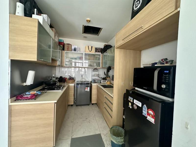 Service Residence for Sale at Twins @ Damansara Heights - Bee Lee Ku - Kitchen - PropertyGuru.com.my