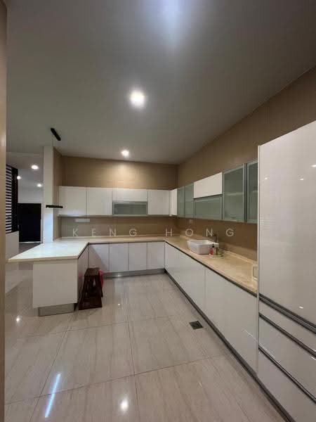 Semi-Detached House for Sale in Bandar Damansara Perdana (Damansara Perdana) - Keng Hong - Kitchen - PropertyGuru.com.my