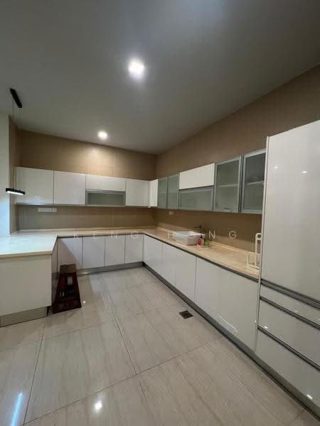 Semi-Detached House for Sale in Bandar Damansara Perdana (Damansara Perdana) - Keng Hong - Kitchen - PropertyGuru.com.my