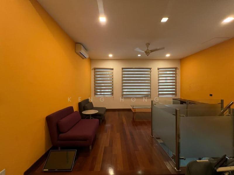 Semi-Detached House for Sale in Bandar Damansara Perdana (Damansara Perdana) - Keng Hong - Living Room - PropertyGuru.com.my