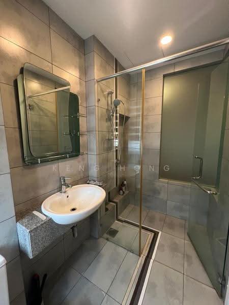 Semi-Detached House for Sale in Bandar Damansara Perdana (Damansara Perdana) - Keng Hong - Bathroom - PropertyGuru.com.my