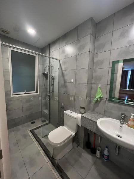 Semi-Detached House for Sale in Bandar Damansara Perdana (Damansara Perdana) - Keng Hong - Bathroom - PropertyGuru.com.my