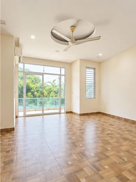 Terraced House for Sale in Kota Kemuning (Shah Alam) - P Utahma Raj - Living Room - PropertyGuru.com.my