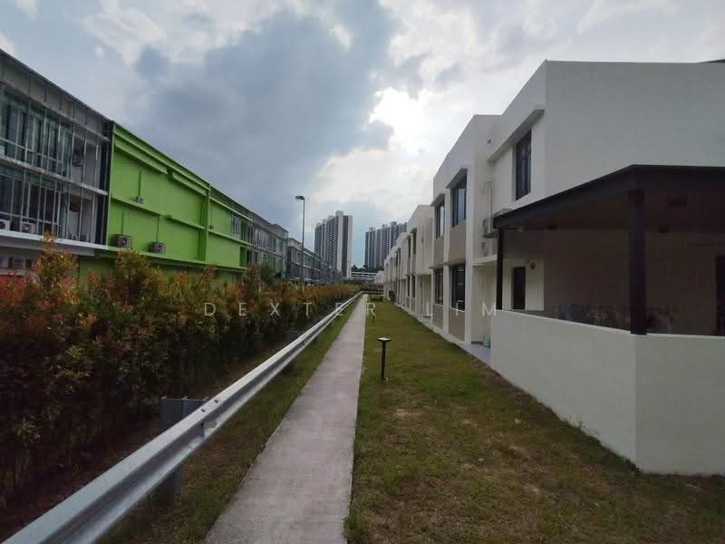 2-storey Terraced House for Sale in Taman Damansara Aliff (Tampoi) - Dexter Lim - Exterior - PropertyGuru.com.my