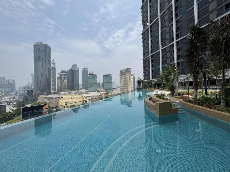 Service Residence for Sale at Residensi Estetik 8 (Est8) - Lisa Low - Lap Pool - PropertyGuru.com.my