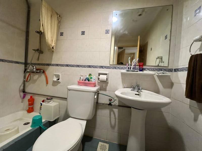 Condominium for Rent at Indah Samudra Condominium - Ck Leow - Bathroom - PropertyGuru.com.my