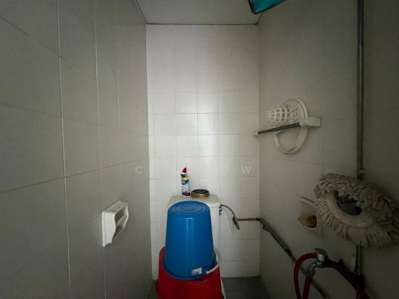 Condominium for Rent at Indah Samudra Condominium - Ck Leow - Bathroom - PropertyGuru.com.my