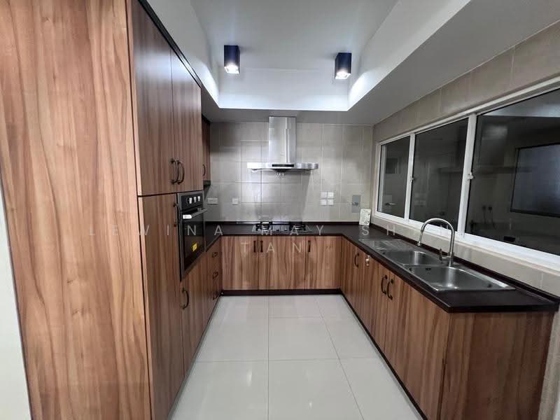 Kondominium untuk Dijual di Mont Kiara Meridin - Lewina May Shan Tan - Kitchen - PropertyGuru.com.my