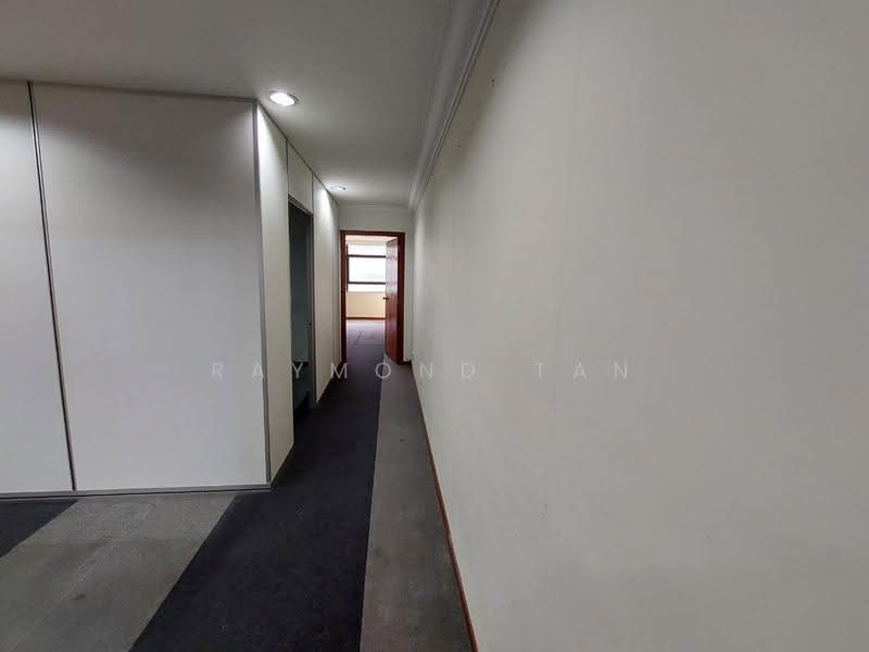 Office for Rent in Bandar Damansara Perdana (Damansara Perdana) - Raymond Tan - Corridor - PropertyGuru.com.my