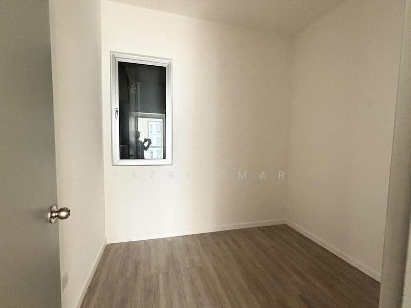 Condominium for Sale at Lakefront Residence - Fazri Omar - PropertyGuru.com.my