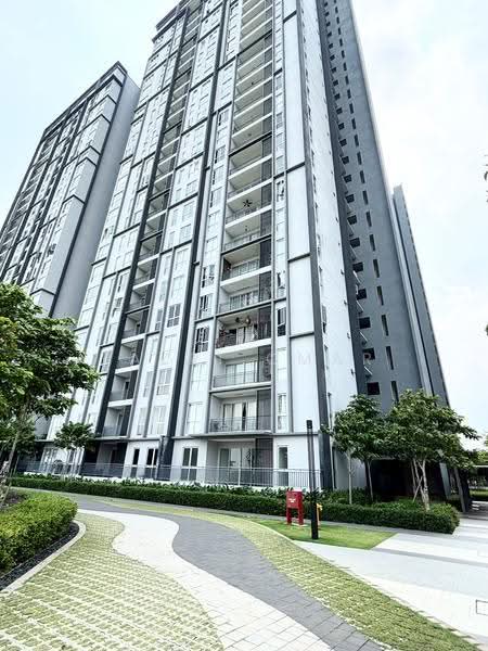 Condominium for Sale at Lakefront Residence - Fazri Omar - PropertyGuru.com.my