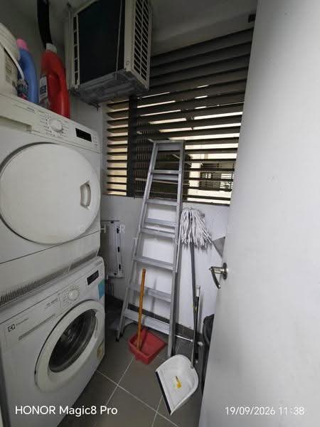 Kediaman Servis untuk Dijual di Utropolis Suites 1 - Christine Tan - Interior - PropertyGuru.com.my