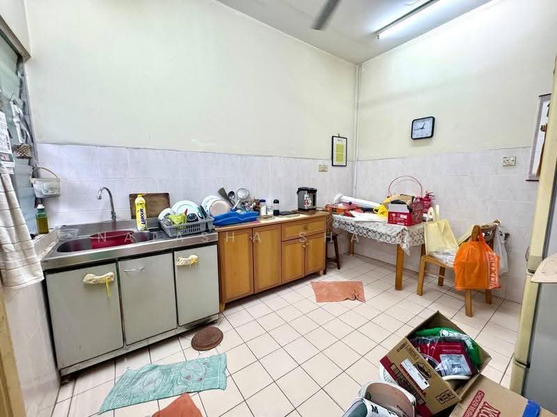 2-storey Terraced House for Sale in Bukit Rimau (Shah Alam) - Natasha Shadan - Kitchen - PropertyGuru.com.my