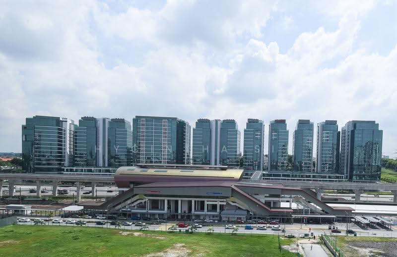 Shop / Office for Rent in Seksyen U1 (Glenmarie) - Hycintha Sii - Exterior - PropertyGuru.com.my