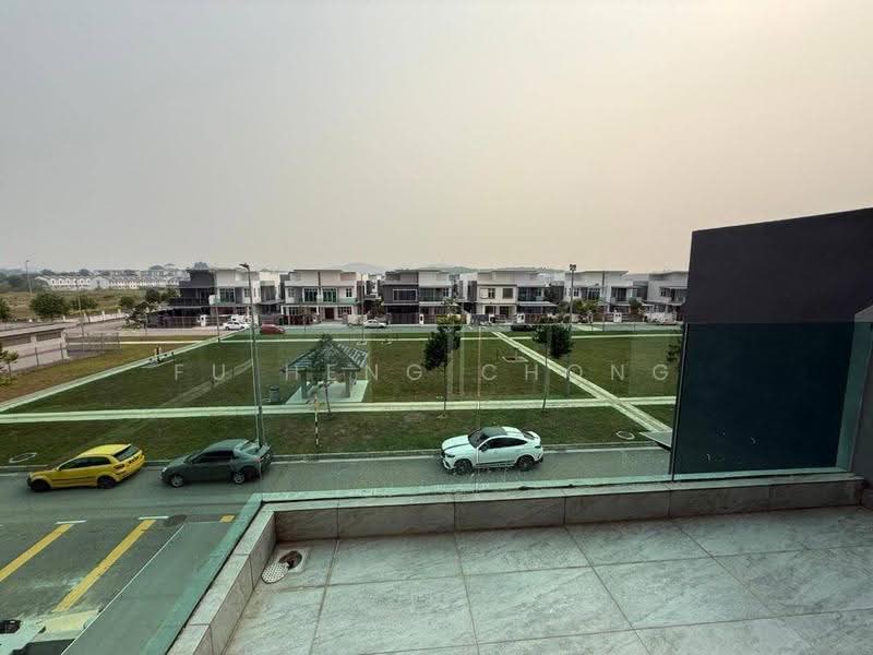 Cluster House for Sale in Taman Nusa Bestari (Iskandar Puteri (Nusajaya)) - Fu Heng Chong - Exterior - PropertyGuru.com.my