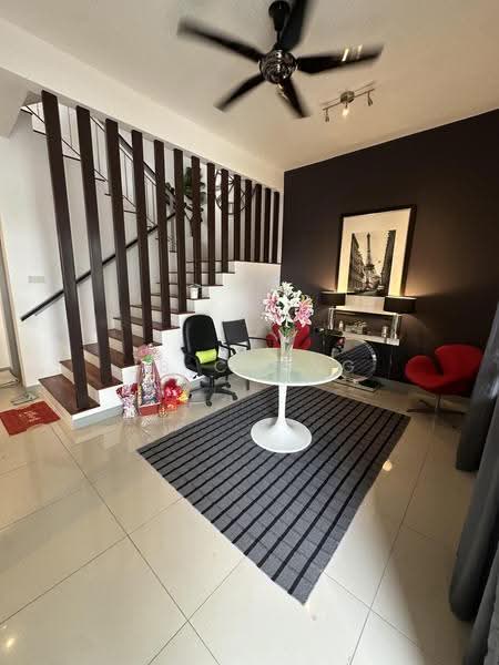 Rumah Teres 3-Tingkat untuk Dijual di Salak South (Kuala Lumpur) - JB Chong - Living Room - PropertyGuru.com.my