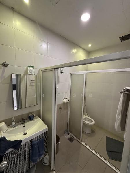 Rumah Teres 3-Tingkat untuk Dijual di Salak South (Kuala Lumpur) - JB Chong - Bathroom - PropertyGuru.com.my