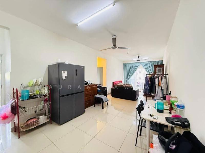 Pangsapuri untuk Dijual di Pangsapuri Miro - Fauran Nawawi - Living Room - PropertyGuru.com.my