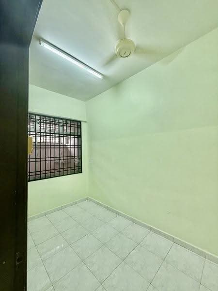 2.5-storey Terraced House for Sale in Taman Pulai Utama (Skudai) - Paggie Tee - Interior - PropertyGuru.com.my