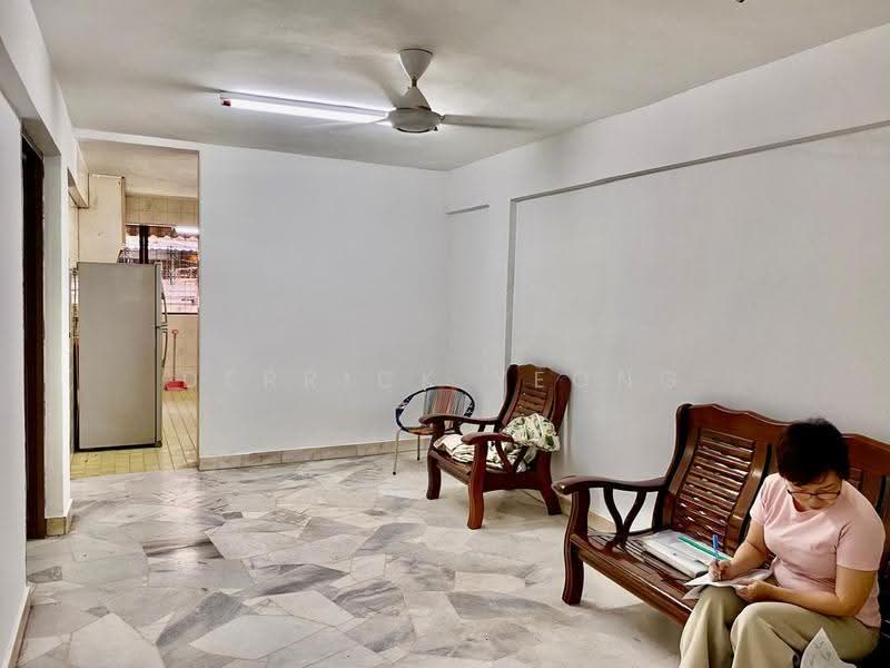 Rumah Flat untuk Disewa di PKNS Seksyen 17 Petaling Jaya - Derrick Yeong - Living Room - PropertyGuru.com.my