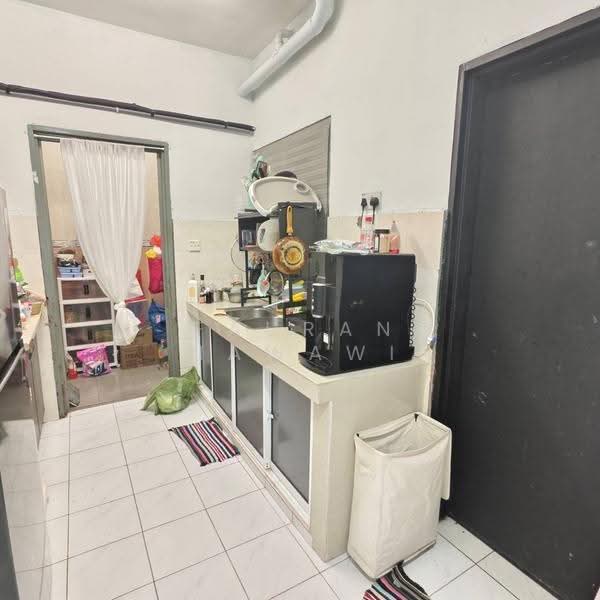 Apartment for Sale at Vista Impiana - Fauran Nawawi - Kitchen - PropertyGuru.com.my
