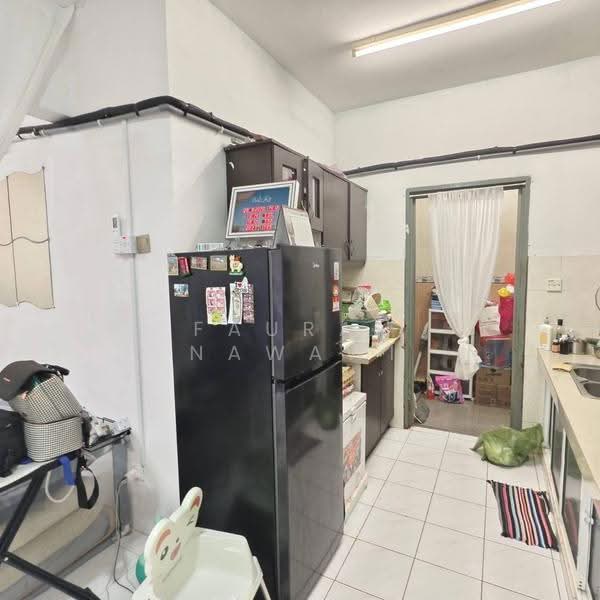 Apartment for Sale at Vista Impiana - Fauran Nawawi - Kitchen - PropertyGuru.com.my