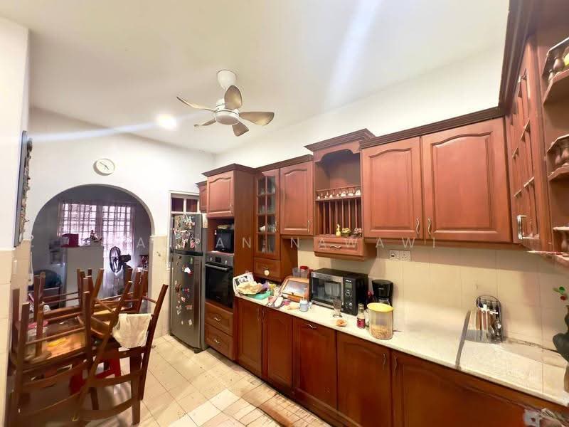 Rumah Teres 2-Tingkat untuk Dijual di Taman Putra Indah (Seri Kembangan) - Fauran Nawawi - PropertyGuru.com.my