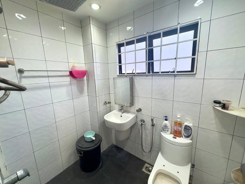 Rumah Teres 2-Tingkat untuk Dijual di Taman Putra Indah (Seri Kembangan) - Fauran Nawawi - PropertyGuru.com.my