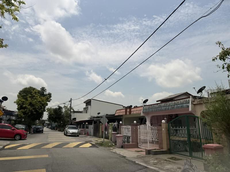 1-storey Terraced House for Sale in Pjs 10 (Sunway) - John Khoo - Exterior - PropertyGuru.com.my