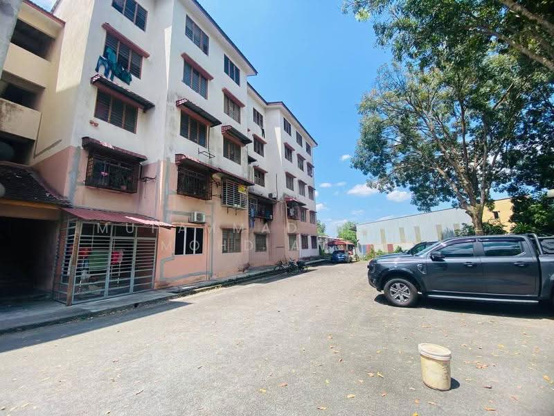 Flat for Sale at Taman Baiduri Jaya Seksyen 2 - Muhammad Nazli Mohd Amin - Exterior - PropertyGuru.com.my