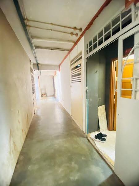 Flat for Sale at Taman Baiduri Jaya Seksyen 2 - Muhammad Nazli Mohd Amin - Corridor - PropertyGuru.com.my