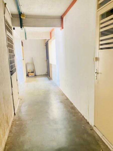 Flat for Sale at Taman Baiduri Jaya Seksyen 2 - Muhammad Nazli Mohd Amin - Corridor - PropertyGuru.com.my